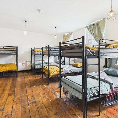 Bunkhouse Hostel Cardiff Bagian luar foto
