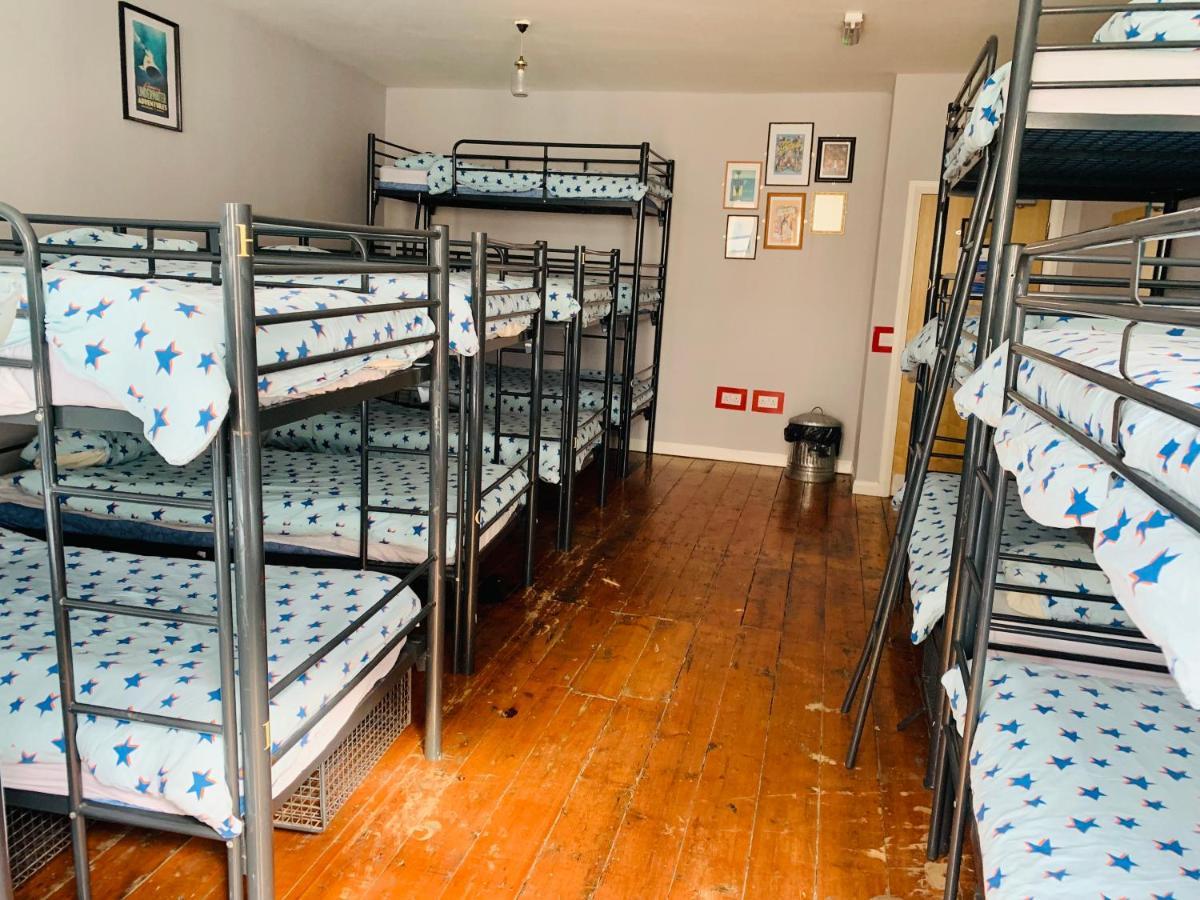 Bunkhouse Hostel Cardiff Bagian luar foto