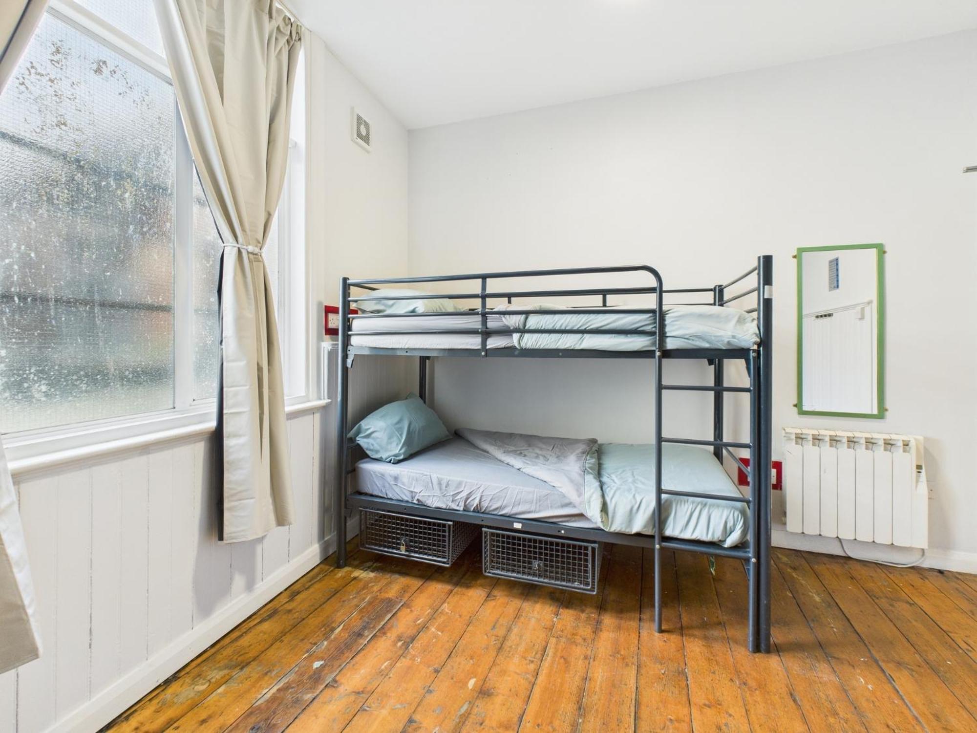 Bunkhouse Hostel Cardiff Bagian luar foto
