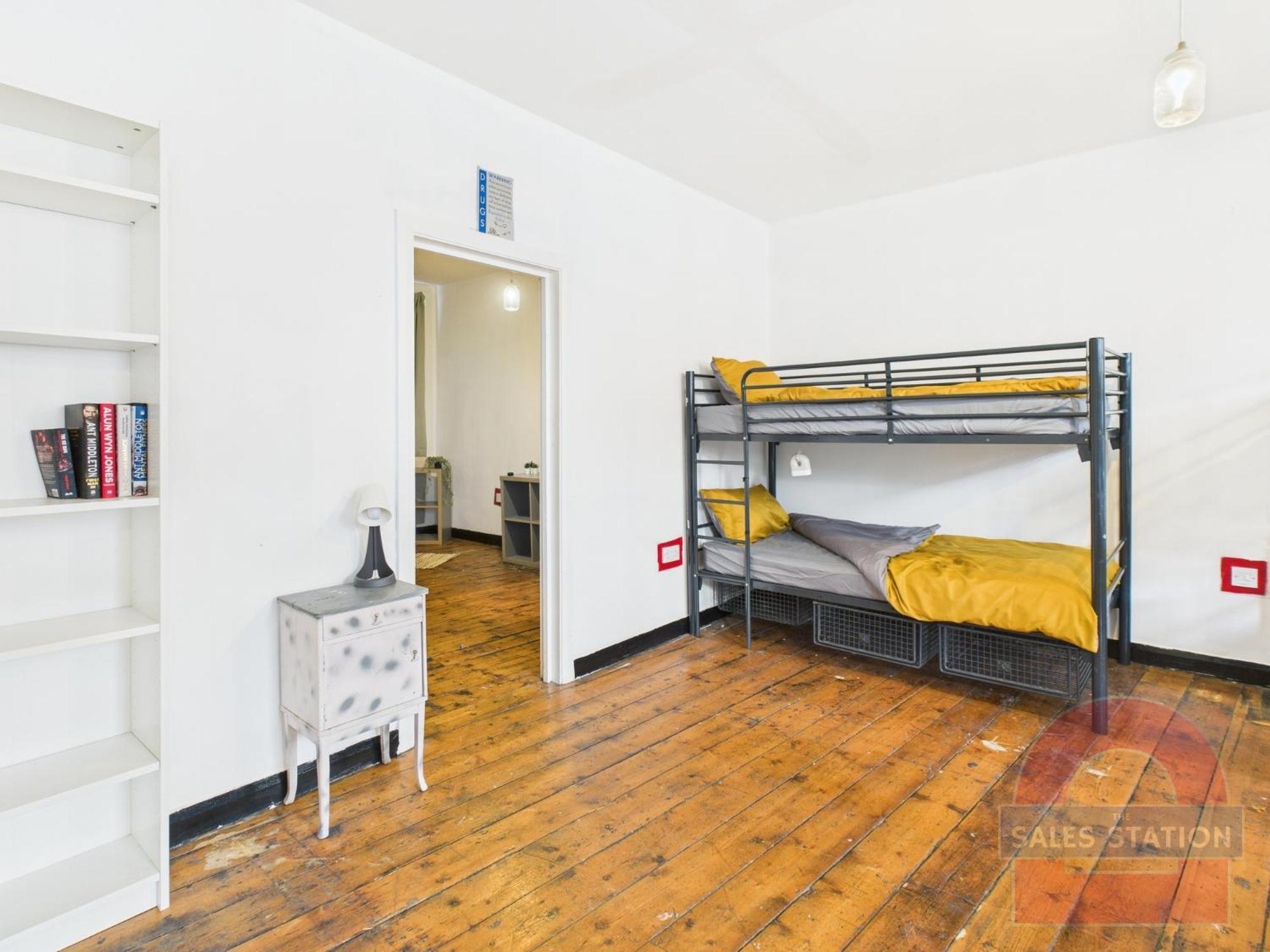 Bunkhouse Hostel Cardiff Bagian luar foto