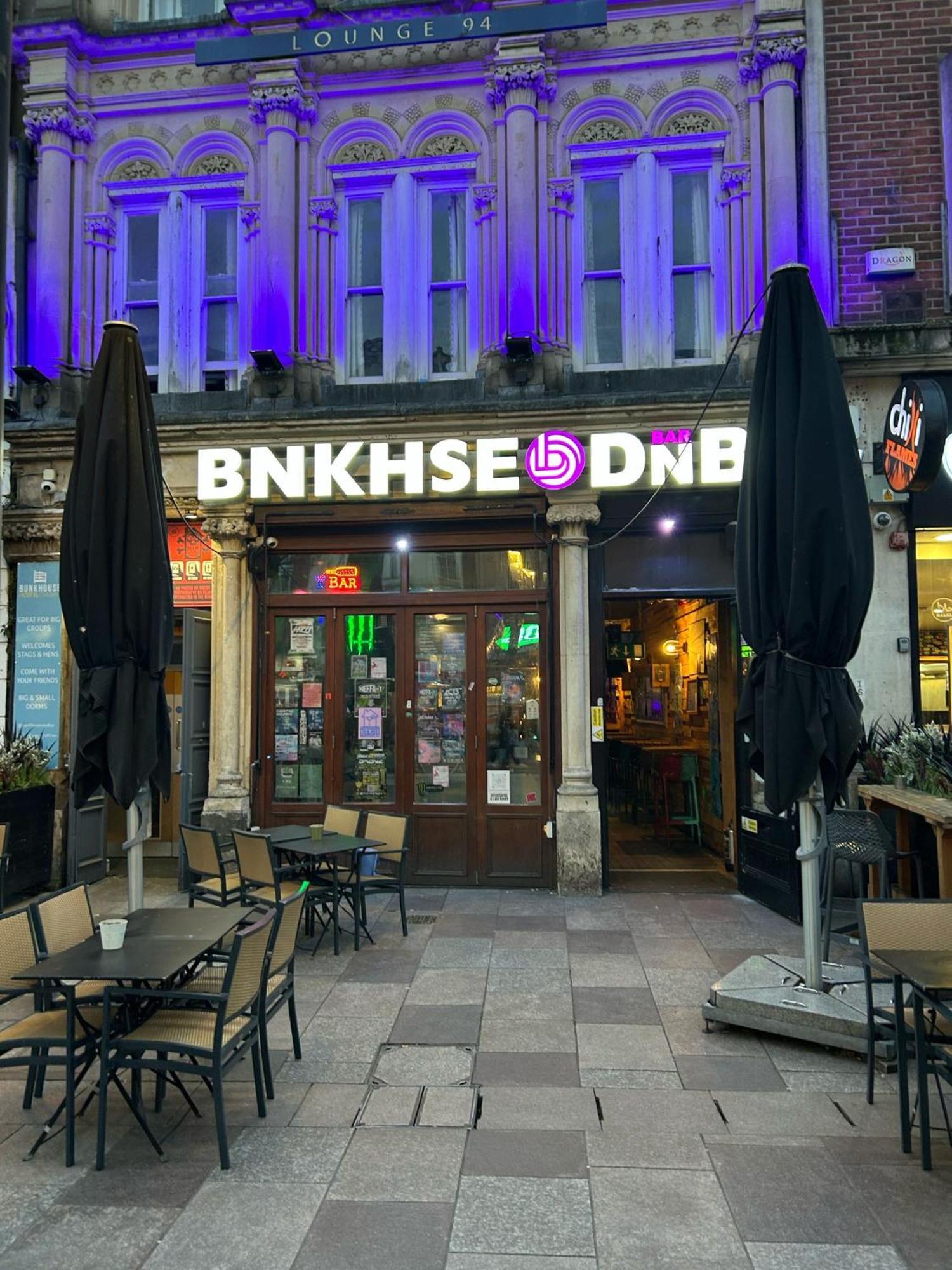 Bunkhouse Hostel Cardiff Bagian luar foto